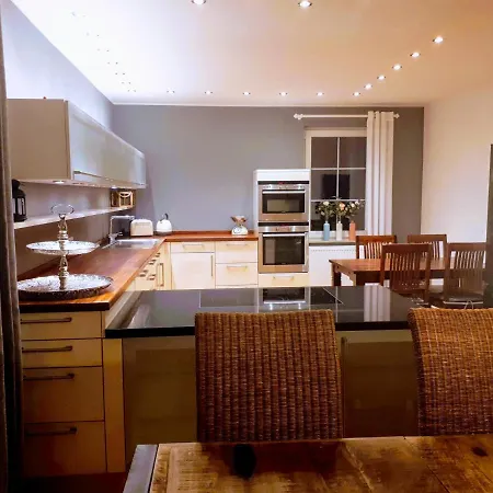 Apartment Xenos *