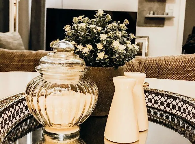 Апартаменты Xenos *