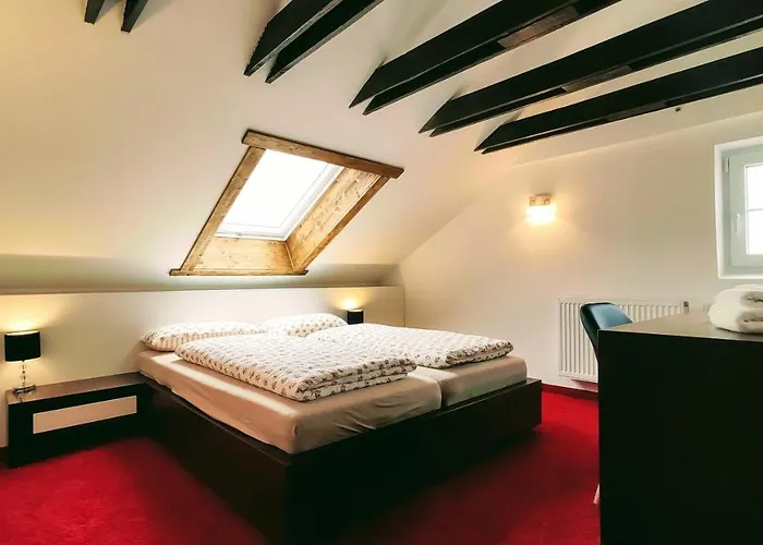 Xenos Апартаменты *