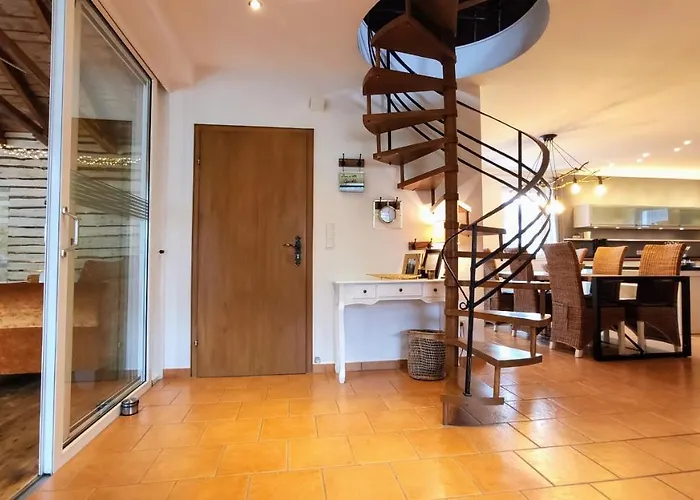 Апартаменты Xenos *